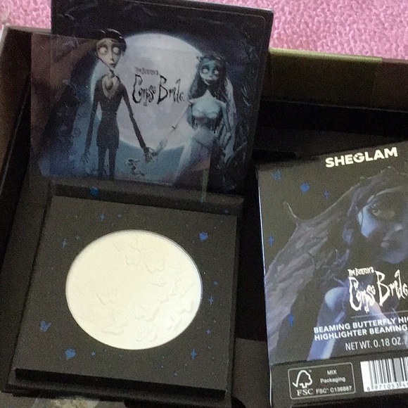 SheGlam Tim Burton’s Corpse Bride Limited Collection 10 pieces. Eye palette Lips - Picture 9 of 11